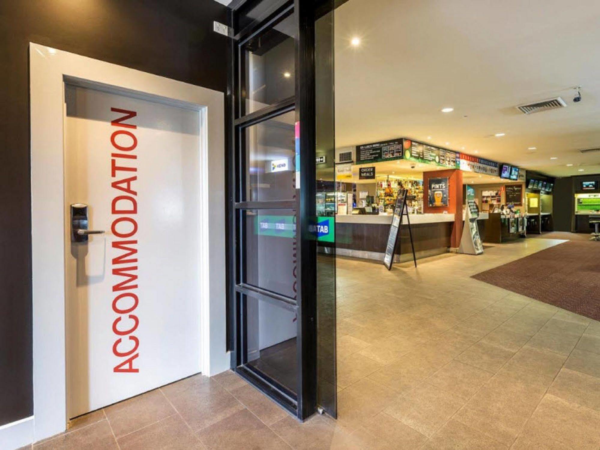 Nightcap At Ashley Hotel Braybrook Exterior photo